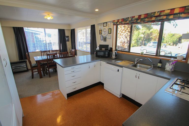 Photo of property in 16 Otter Street, Oamaru North, Oamaru, 9400