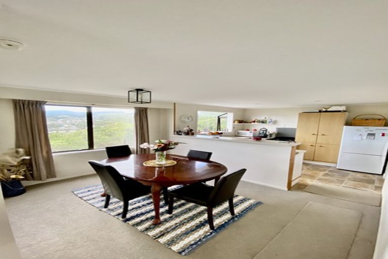 Photo of property in 35 Westhaven Drive, Tawa, Wellington, 5028