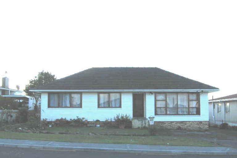 Photo of property in 46 Hepburn Road, Glendene, Auckland, 0602