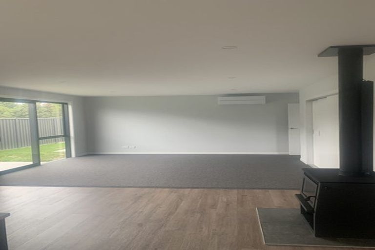 Photo of property in 8 Gards Place, Alexandra, 9320