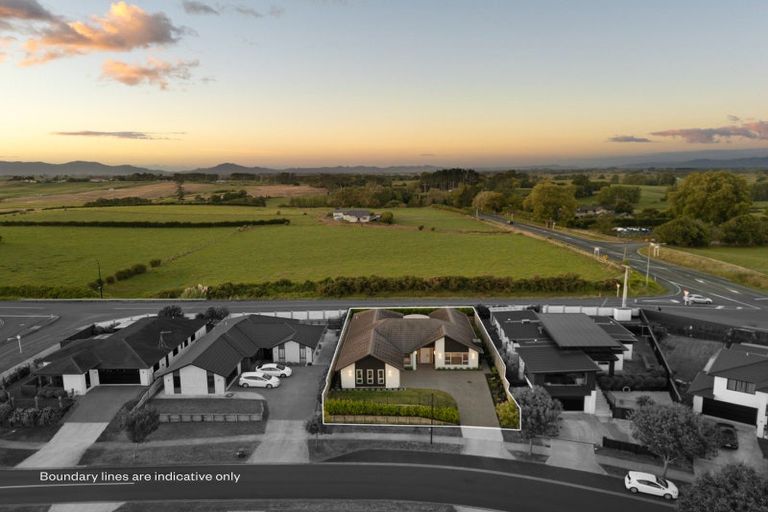 Photo of property in 5 Kapua Crescent, Rototuna North, Hamilton, 3210