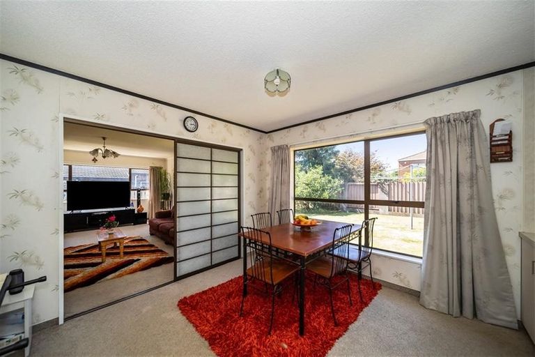 Photo of property in 162 Heta Road, Highlands Park, New Plymouth, 4312