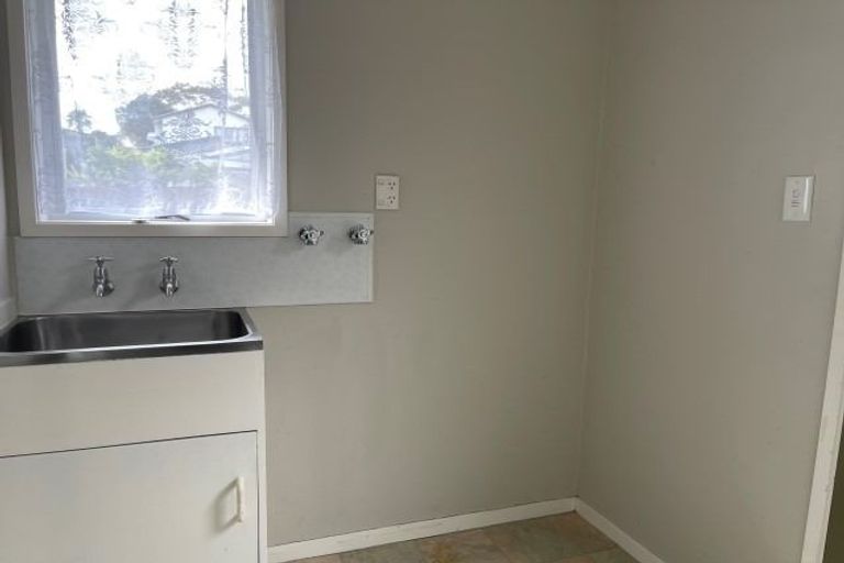 Photo of property in 311 Avonhead Road, Avonhead, Christchurch, 8042