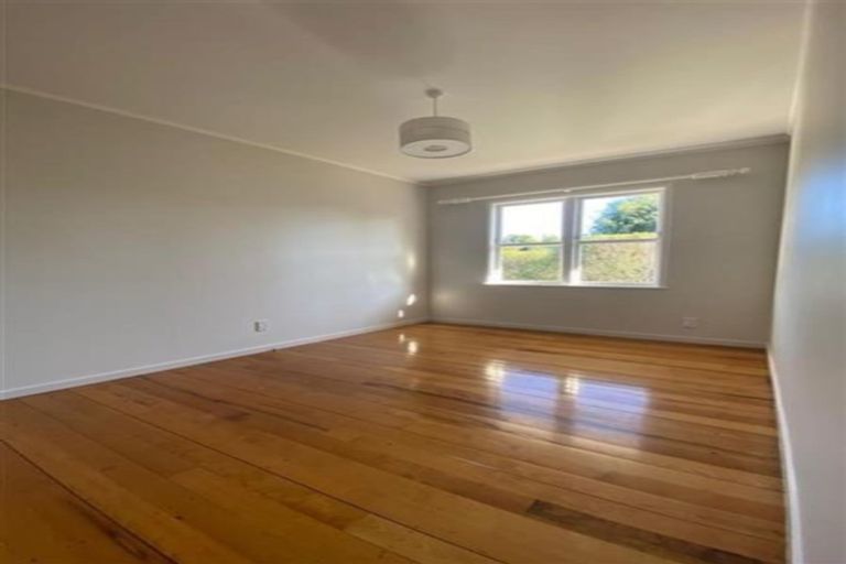 Photo of property in 3/3 Penzance Road, Mairangi Bay, Auckland, 0630