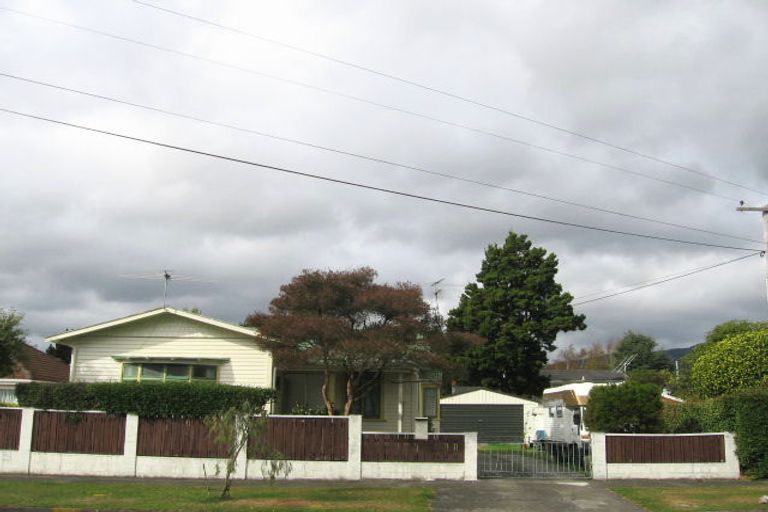 Photo of property in 16 Henry Street, Ebdentown, Upper Hutt, 5018
