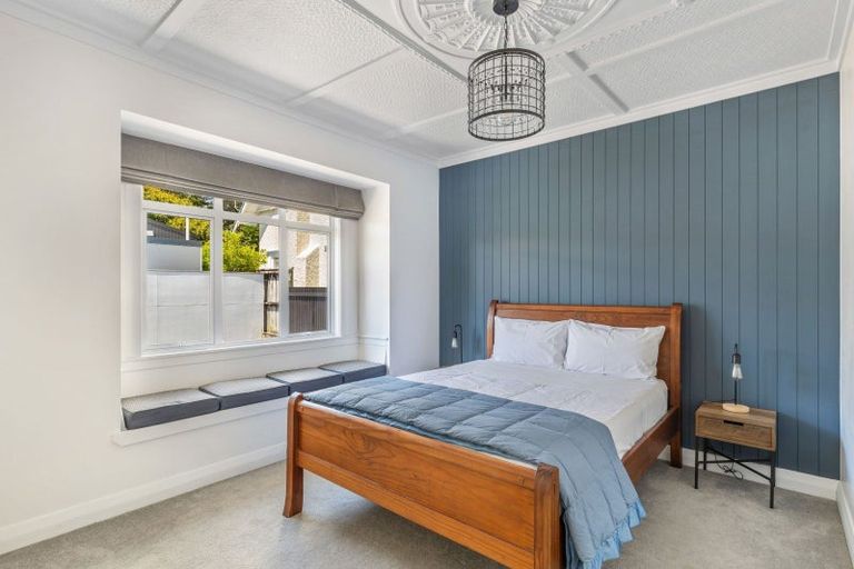 Photo of property in 130 Vivian Street, New Plymouth, 4310