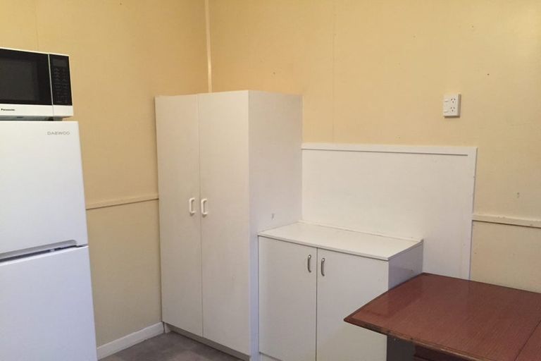 Photo of property in 3 Cobden Street, Dunedin Central, Dunedin, 9016