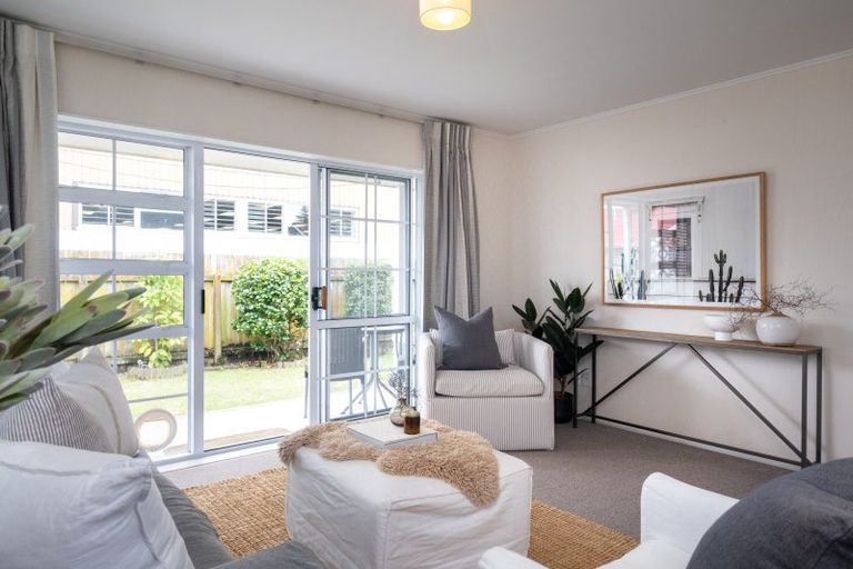 Photo of property in 3/26 Te Aute Road, Havelock North, 4130