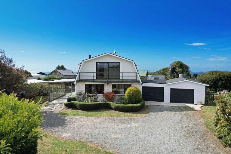 Photo of property in 17 Burnett Street, Kakanui, Oamaru, 9495