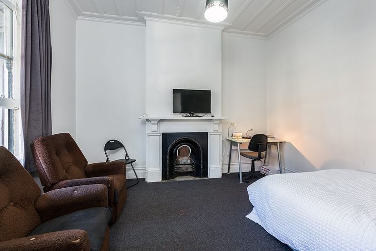 Photo of property in 654 Castle Street, North Dunedin, Dunedin, 9016