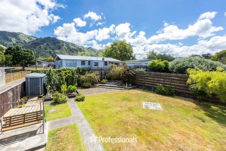 Photo of property in 5 Venetia Way, Totara Park, Upper Hutt, 5018