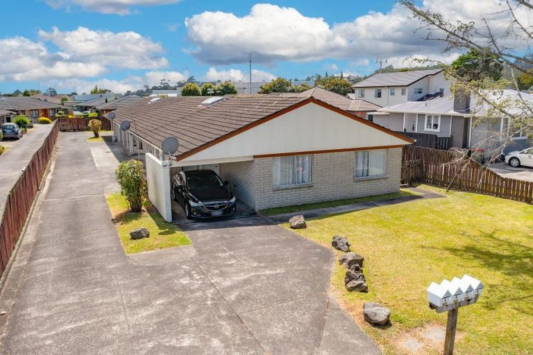 Photo of property in 407 West Coast Road, Glen Eden, Auckland, 0602