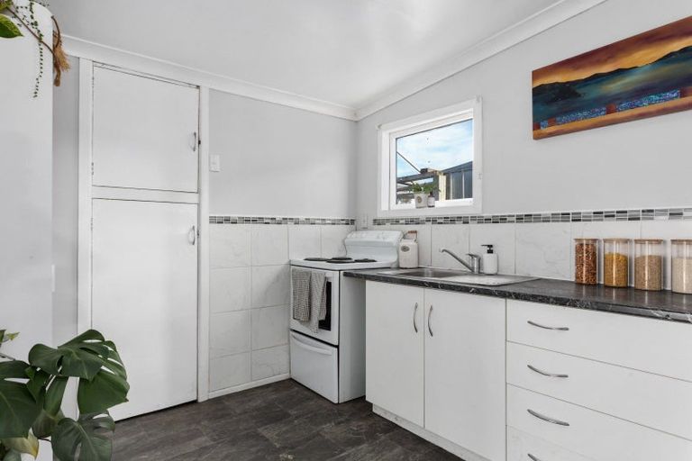 Photo of property in 38 Andrew Street, Elgin, Gisborne, 4010