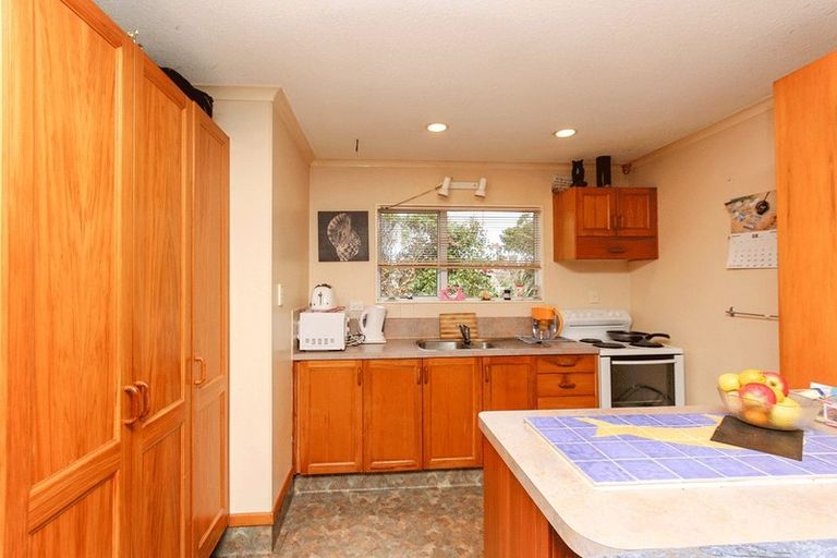 Photo of property in 62 Crownhill Street, Spotswood, New Plymouth, 4310