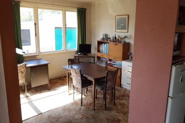 Photo of property in 140 Hoffman Street, Hokitika, 7810