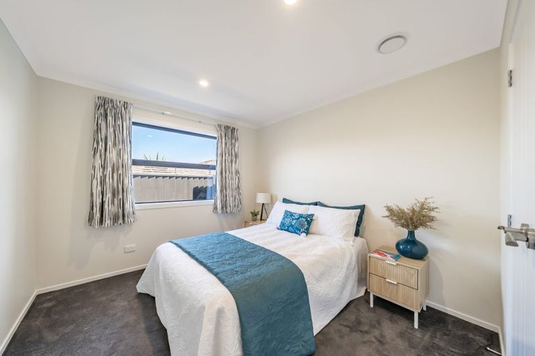 Photo of property in 17 Buddle Road, Wallaceville, Upper Hutt, 5018