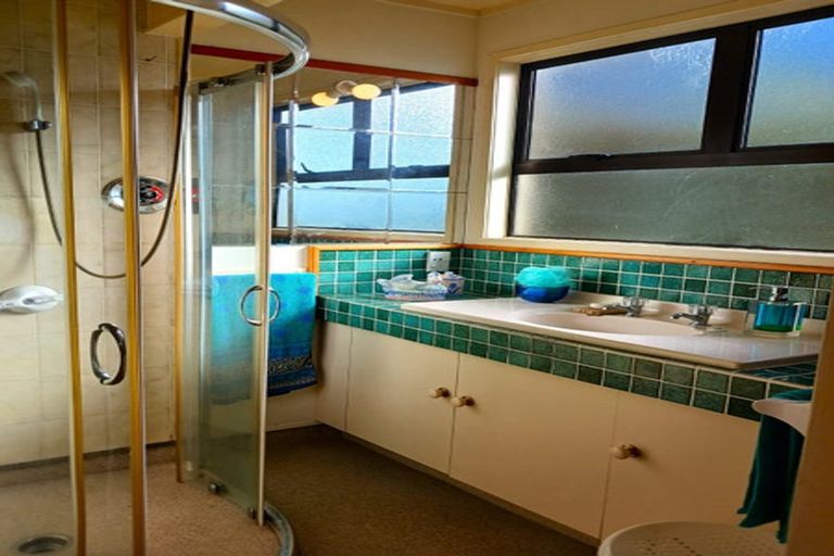 Photo of property in 67 Cable Bay Block Road, Cable Bay, 0420