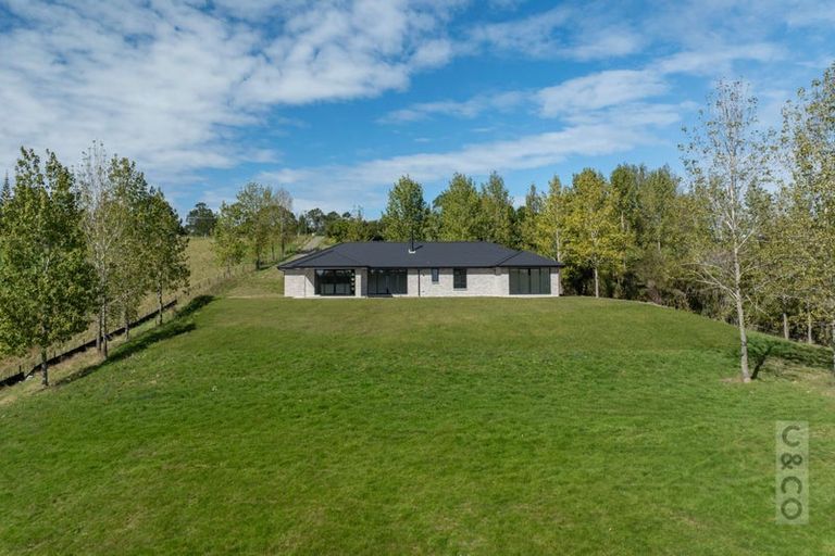 Photo of property in 524 Ridge Road, Riverhead, 0793