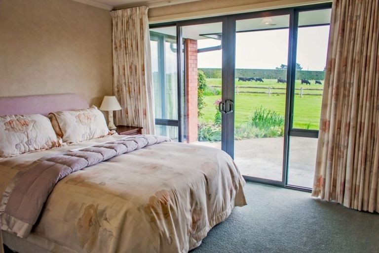 Photo of property in 6 Grove Bush Woodlands Road, Woodlands, Invercargill, 9871