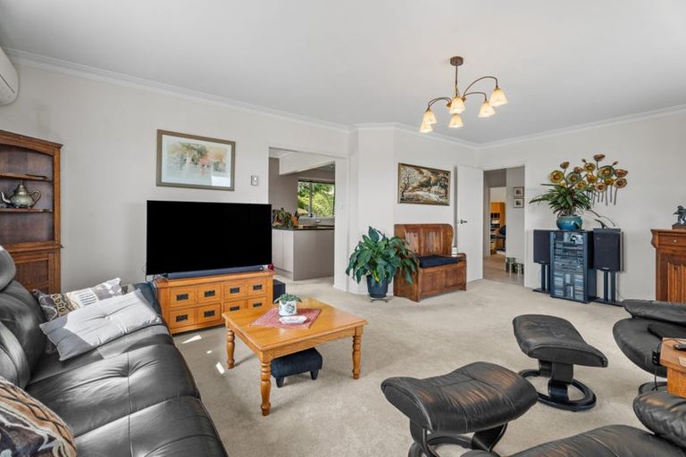 Photo of property in 30 Evelyn Road, Cockle Bay, Auckland, 2014