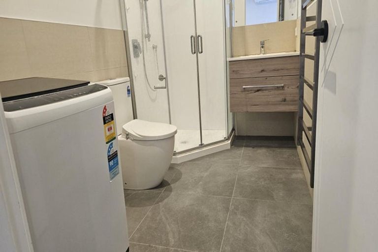 Photo of property in 30 Bellringer Road, Massey, Auckland, 0614