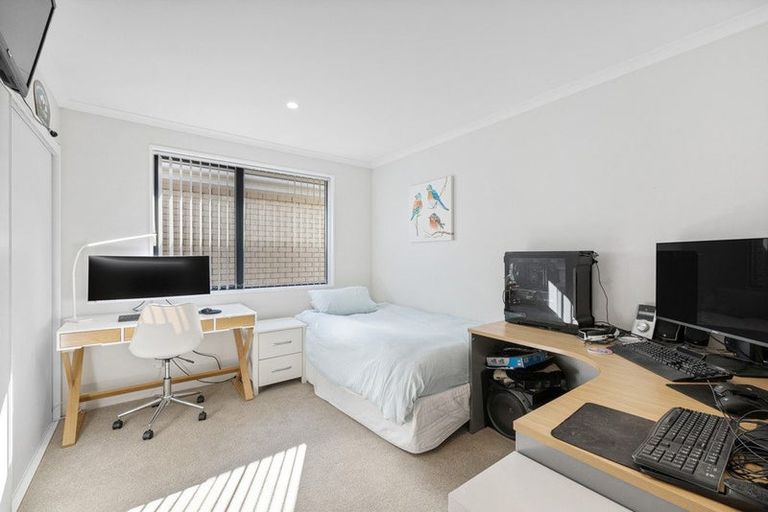 Photo of property in 43 Sholto Duncan Crescent, Halswell, Christchurch, 8025