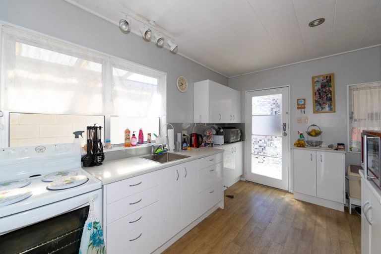 Photo of property in 13 Jellicoe Place, Tamatea, Napier, 4112