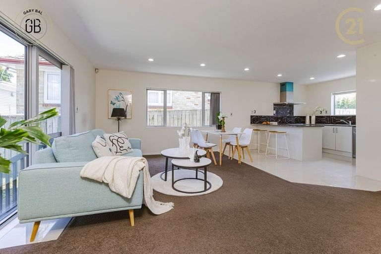 Photo of property in 61a Halver Road, Hillpark, Auckland, 2102