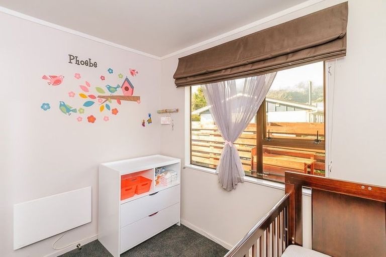 Photo of property in 2/42 Bauchop Road, Waterloo, Lower Hutt, 5011