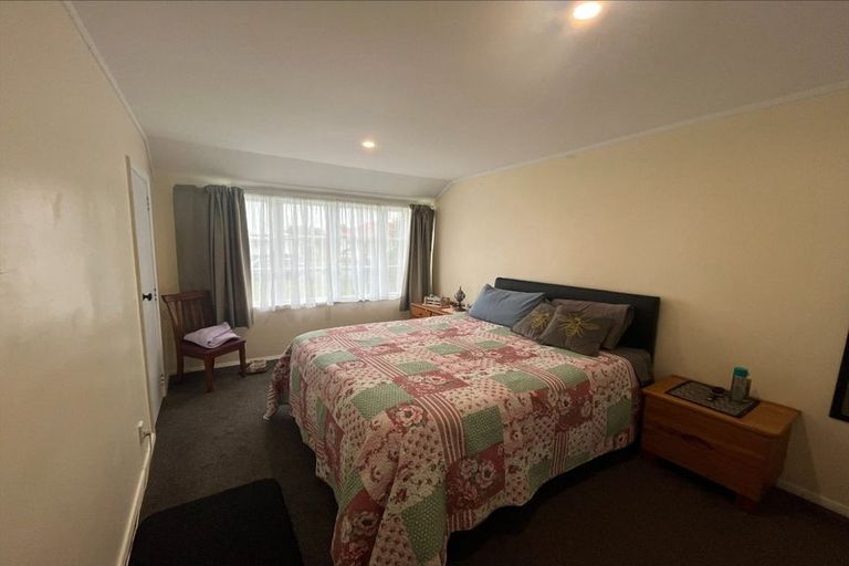 Photo of property in 11 Goldsmith Crescent, Levin, 5510