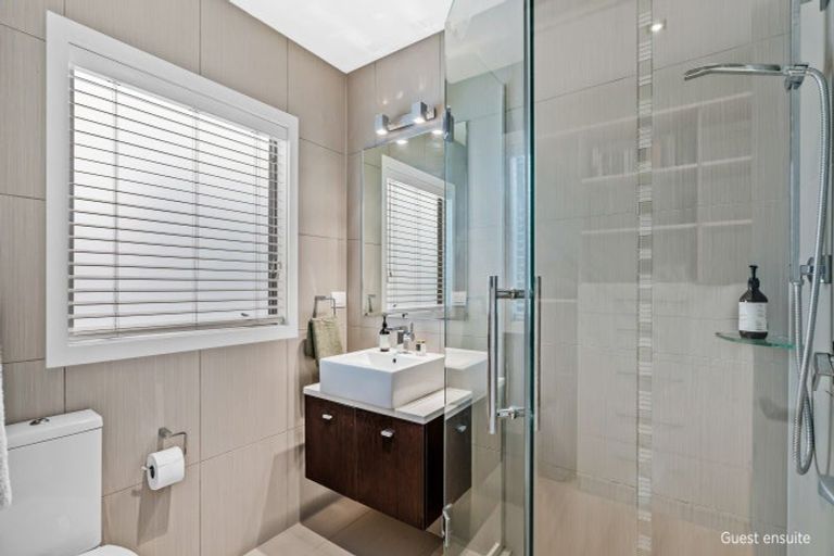 Photo of property in 11 Patiki Place, Omaha, 0986