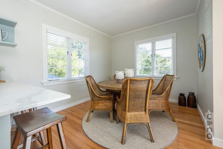 Photo of property in 29 Cambridge Road, Riverhead, 0820