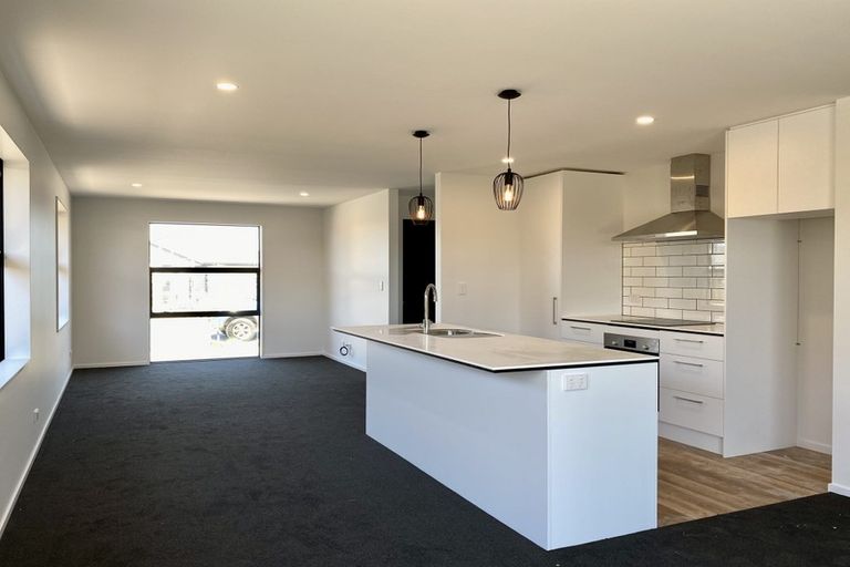 Photo of property in 37 Dynes Road, Rolleston, 7615