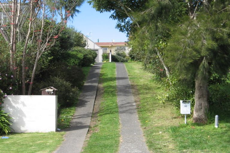 Photo of property in 15 Dingadee Street, Welcome Bay, Tauranga, 3112