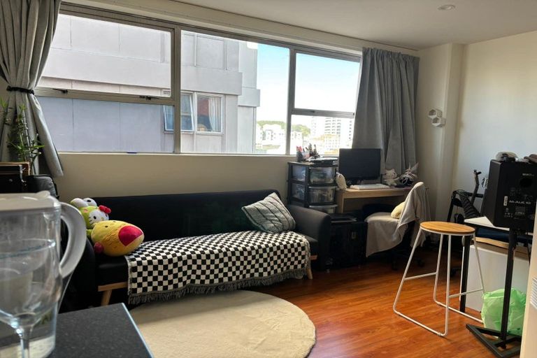 Photo of property in Regency Apartments, 5d/49 Manners Street, Te Aro, Wellington, 6011