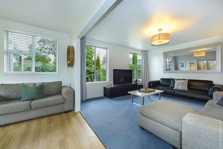 Photo of property in 2/84 Perry Street, Papanui, Christchurch, 8053