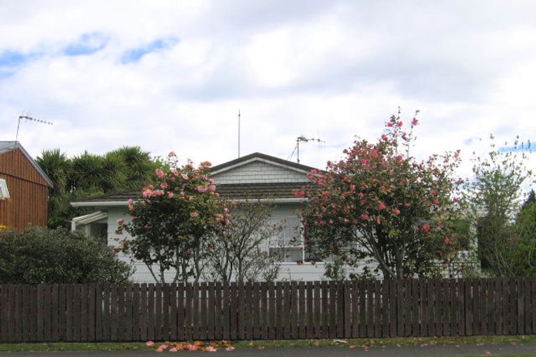 Photo of property in 1/59 Hinekura Avenue, Taupo, 3330