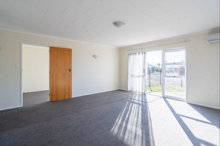 Photo of property in 11 Anaru Street, Raumati Beach, Paraparaumu, 5032