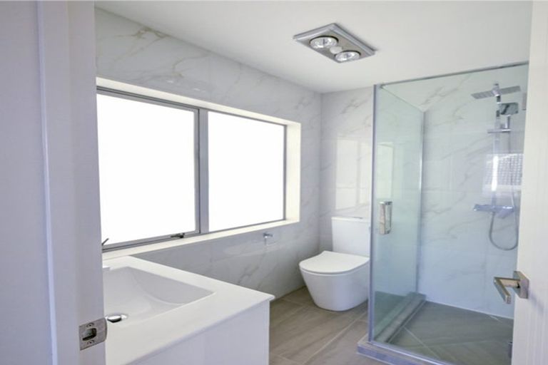 Photo of property in 69b Great South Road, Manurewa, Auckland, 2102