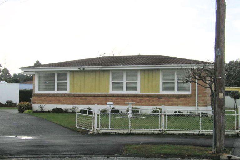 Photo of property in 9 Gwendoline Place, Glenview, Hamilton, 3206