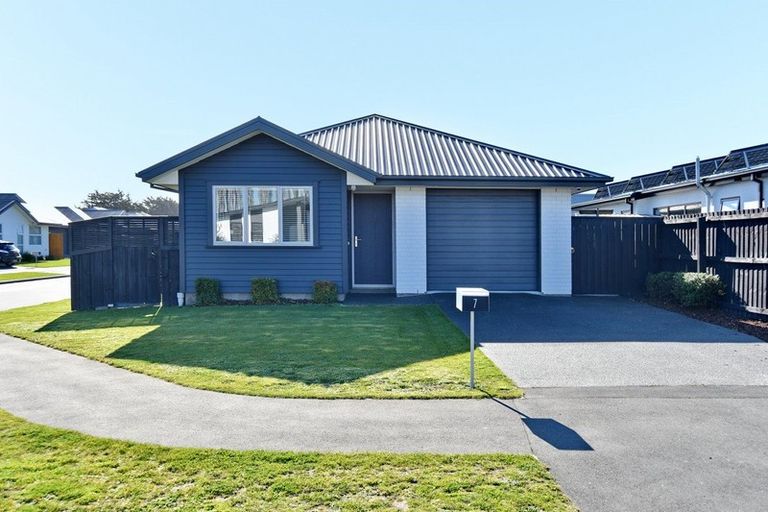 Photo of property in 7 Mclendon Green, Belfast, Christchurch, 8051