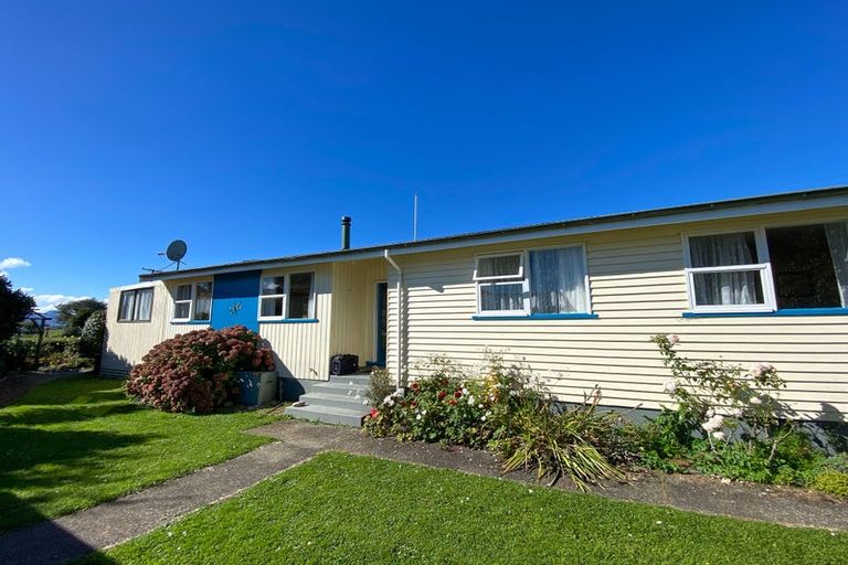 Photo of property in 930 Collingwood-bainham Main Road, Rockville, Collingwood, 7073