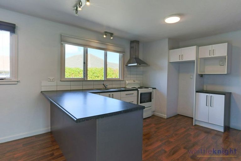 Photo of property in 32 Vagues Road, Northcote, Christchurch, 8052