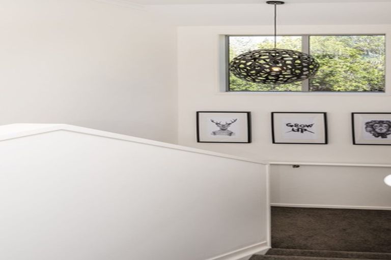 Photo of property in 23 Brownhill Road, Whitford, Manurewa, 2576