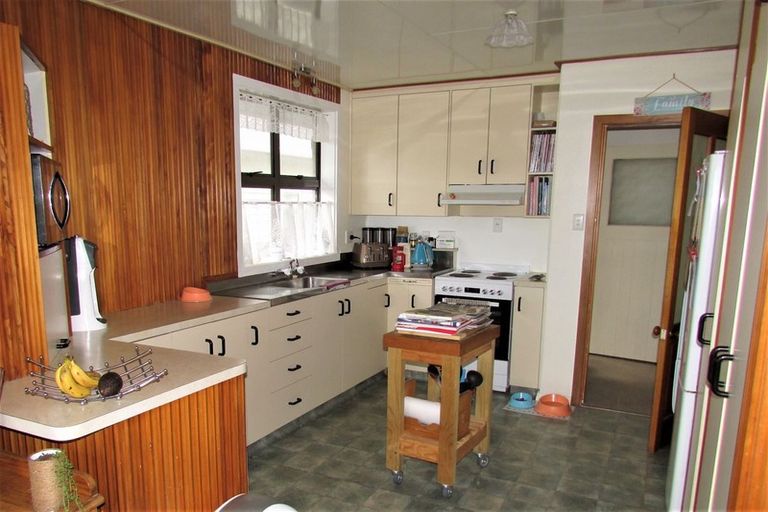 Photo of property in 55 Main South Road, Karoro, Greymouth, 7805