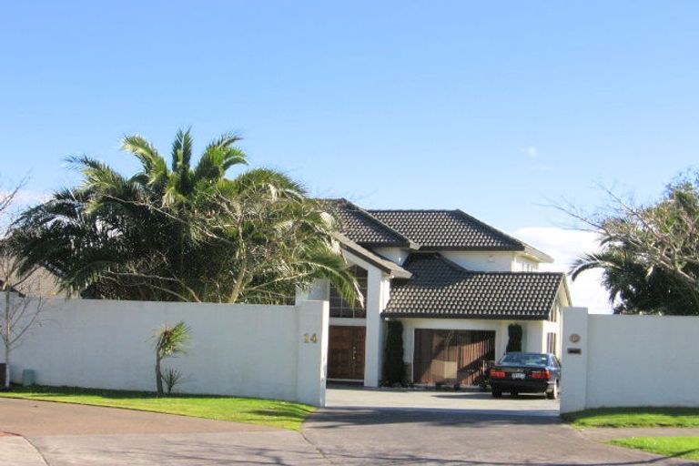 Photo of property in 14 Del Mar Court, Shamrock Park, Auckland, 2016