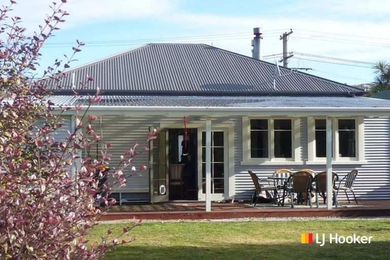 Photo of property in 5 Kings Avenue, Saint Kilda, Dunedin, 9012