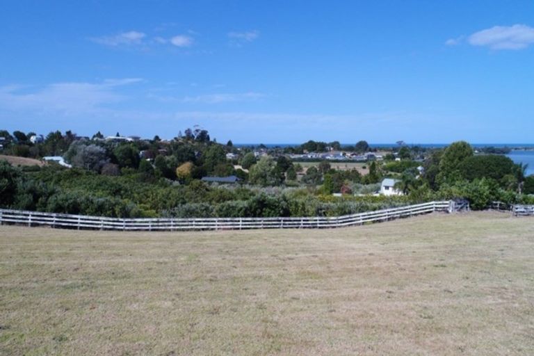 Photo of property in 133a Athenree Road, Athenree, Katikati, 3177