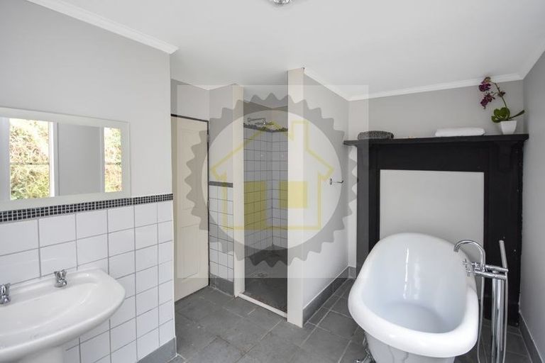 Photo of property in 56 South Road, The Glen, Dunedin, 9011