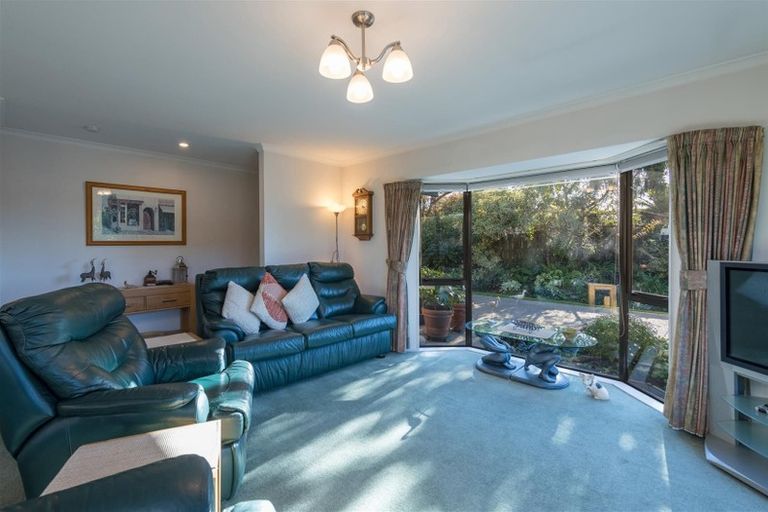 Photo of property in 4 Hoult Crescent, Monaco, Nelson, 7011